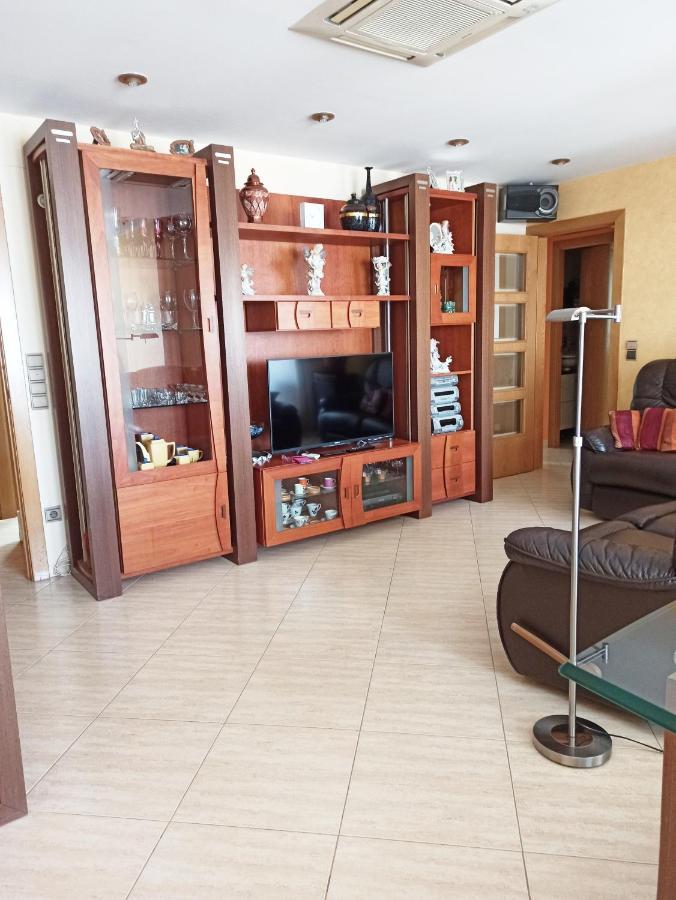 Atico Con Fantasticas Vistas Apartment Hospitalet De L'Infant Ngoại thất bức ảnh
